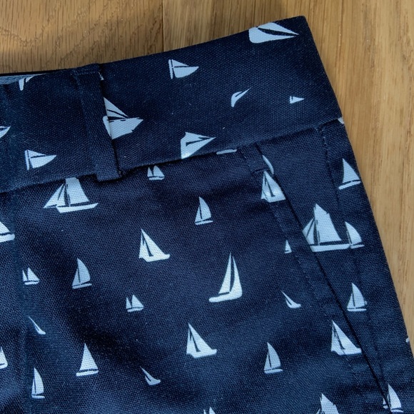 Banana Republic Black Printed Hampton Short - Picture 5 of 6